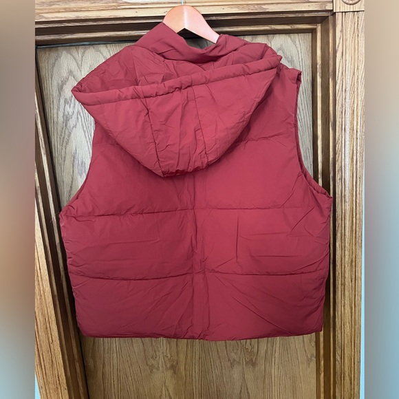 Rust Red Puffer Vest - Picture 2 of 2